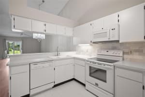 39650 US HIGHWAY 19 N #615, TARPON SPRINGS, FL 34689 - MLS#MFRTB8500357