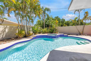 5698 24TH TERRACE, ST PETERSBURG, FL 33710 - MLS#MFRTB8500372