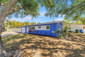 5698 24TH TERRACE, ST PETERSBURG, FL 33710 - MLS#MFRTB8500372