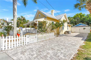 748 11TH AVENUE, ST PETERSBURG, FL 33701 - MLS#MFRTB8500382