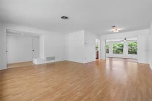 1214 POPLAR AVENUE, VENICE, FL 34285 - MLS#MFRTB8500410