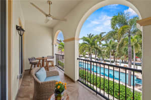 431 NOKOMIS AVENUE, VENICE, FL 34285 - MLS#MFRTB8500427