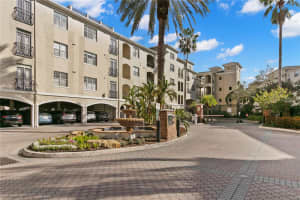 501 KNIGHTS RUN AVENUE, TAMPA, FL 33602 - MLS#MFRTB8500435