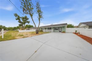 9403 OAK RIDGE AVENUE, RIVERVIEW, FL 33578 - MLS#MFRTB8500438