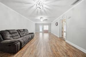 9403 OAK RIDGE AVENUE, RIVERVIEW, FL 33578 - MLS#MFRTB8500438