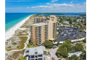 880 MANDALAY AVENUE, CLEARWATER BEACH, FL 33767 - MLS#MFRTB8500458