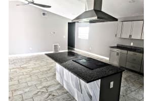 1916 10TH STREET, ST PETERSBURG, FL 33705 - MLS#MFRTB8500493