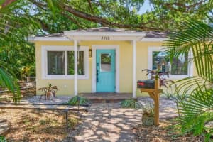 2200 8TH AVENUE, ST PETERSBURG, FL 33713 - MLS#MFRTB8500522