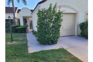 944 Madrid Dr, PALM HARBOR