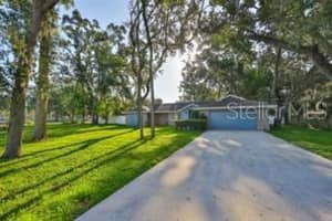 102 Cash Dr, SEFFNER