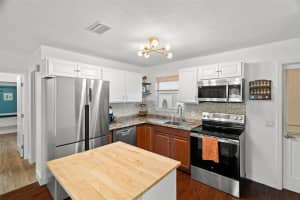 548 BAY STREET, DUNEDIN, FL 34698 - MLS#MFRTB8500731