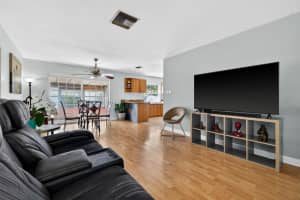 233 MADISON CIRCLE, ST PETERSBURG, FL 33702 - MLS#MFRTB8500733