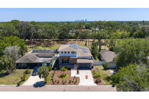 322 80TH AVENUE, ST PETERSBURG, FL 33702 - MLS#MFRTB8500820