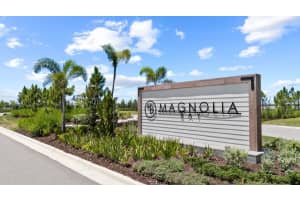 325 HOLLY BANK AVENUE, NOKOMIS, FL 34275 - MLS#MFRTB8500841