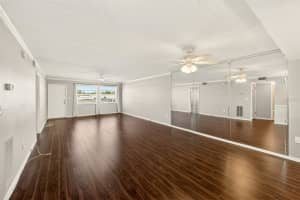 12300 PARK BOULEVARD, SEMINOLE, FL 33772 - MLS#MFRTB8500851