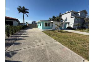 185 175TH TERRACE DRIVE, REDINGTON SHORES, FL 33708 - MLS#MFRTB8500911