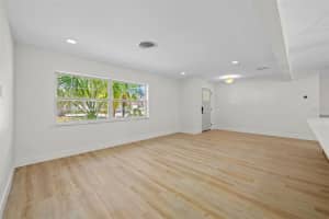 5700 BAYOU GRANDE BOULEVARD, ST PETERSBURG, FL 33703 - MLS#MFRTB8500937