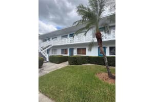 8220 112TH STREET, SEMINOLE, FL 33772 - MLS#MFRTB8500984