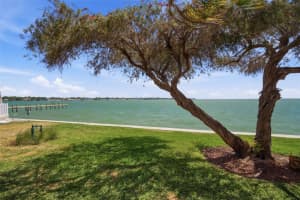 7400 Sunshine Skyway Ln S #121, ST PETERSBURG
