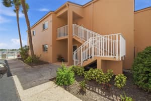 7400 SUNSHINE SKYWAY LANE, ST PETERSBURG, FL 33711 - MLS#MFRTB8500986