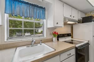 200 GLENNES LANE, DUNEDIN, FL 34698 - MLS#MFRTB8500993