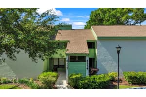 4114 Pinelake Ln #202, TAMPA