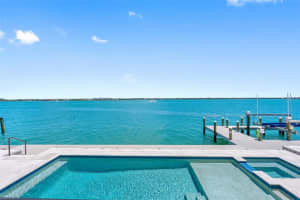 487 Meadow Lark Dr, SARASOTA