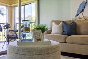 10280 IMPERIAL POINT DRIVE, LARGO, FL 33774 - MLS#MFRTB8501190