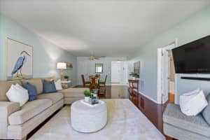 10280 IMPERIAL POINT DRIVE, LARGO, FL 33774 - MLS#MFRTB8501190