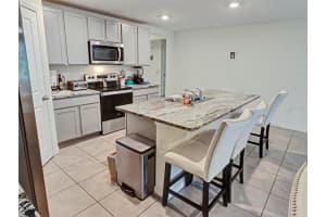 1202 TAHITIAN SUNRISE DRIVE, PLANT CITY, FL 33565 - MLS#MFRTB8501210