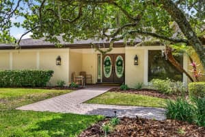 817 BANNOCKBURN AVENUE, TEMPLE TERRACE, FL 33617 - MLS#MFRTB8501252