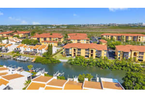 4323 BAYSIDE VILLAGE DRIVE, TAMPA, FL 33615 - MLS#MFRTB8501256