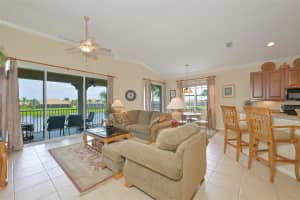 1330 EMERALD DUNES DRIVE, SUN CITY CENTER, FL 33573 - MLS#MFRTB8501258