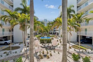 12000 GULF BOULEVARD, ST PETERSBURG, FL 33706 - MLS#MFRTB8501274