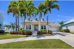 5704 SEA TROUT PLACE, APOLLO BEACH, FL 33572 - MLS#MFRTB8501282