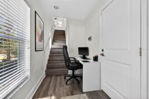 204 ROCK GARDEN PLACE, TAMPA, FL 33609 - MLS#MFRTB8501335