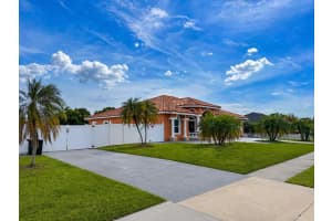 5550 64TH AVENUE, PINELLAS PARK, FL 33781 - MLS#MFRTB8501344