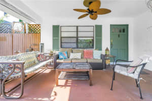 216 16TH AVENUE, ST PETERSBURG, FL 33701 - MLS#MFRTB8501377