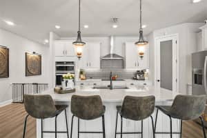 4914 LAKESHORE OAKS COURT, TAMPA, FL 33624 - MLS#MFRTB8501426
