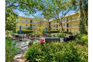 11485 OAKHURST ROAD, LARGO, FL 33774 - MLS#MFRTB8501472