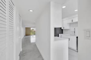 3300 COVE CAY DRIVE, CLEARWATER, FL 33760 - MLS#MFRTB8501529