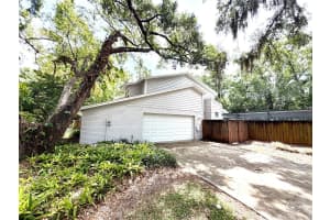 14904 LAKE FOREST DRIVE, LUTZ, FL 33559 - MLS#MFRTB8501554