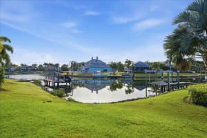 5303 FISHERSOUND LANE, APOLLO BEACH, FL 33572 - MLS#MFRTB8501556
