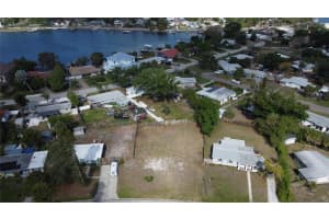 4101 NEPTUNE DRIVE, ST PETERSBURG, FL 33705 - MLS#MFRTB8501564