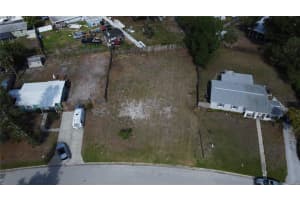 4101 NEPTUNE DRIVE, ST PETERSBURG, FL 33705 - MLS#MFRTB8501564
