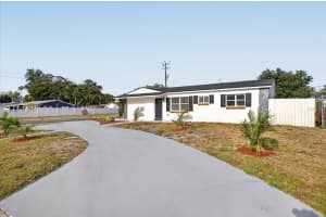 13589 120TH STREET, LARGO, FL 33778 - MLS#MFRTB8501592