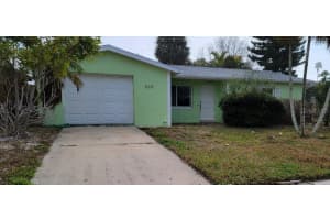 929 Bruce Ave, CLEARWATER BEACH