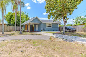 10904 15TH STREET, TAMPA, FL 33612 - MLS#MFRTB8501716