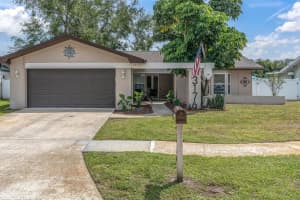 13176 DORCHESTER DRIVE, SEMINOLE, FL 33776 - MLS#MFRTB8501774