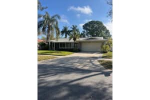 140 Patty Ann Blvd, PALM HARBOR